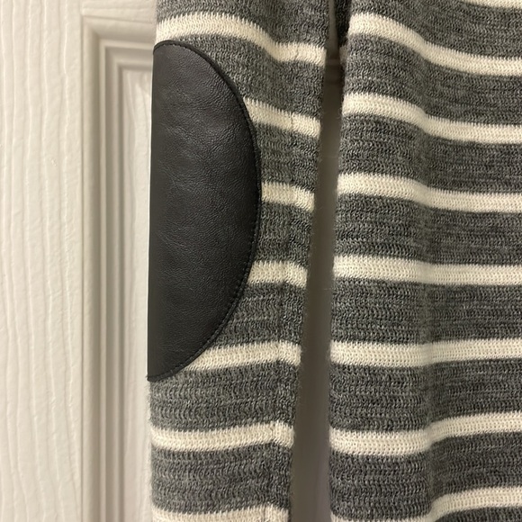 J.Crew Gray & White Striped Merino Wool Sweater – Leather Elbow Patches - Picture 3 of 6